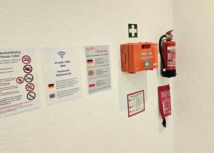 Modernes Mit Einzelbetten, Parkplatz Vor Der Tuer, Wifi, Voll Ausgestattete Kueche, Inklusive Bettwaesche Und Handtuecher - Ideal Fuer Monteure - Alt03 아파트 *